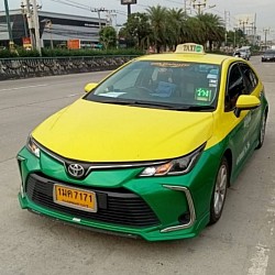 บริการด้วยแท็กซี่รุ่นใหม่